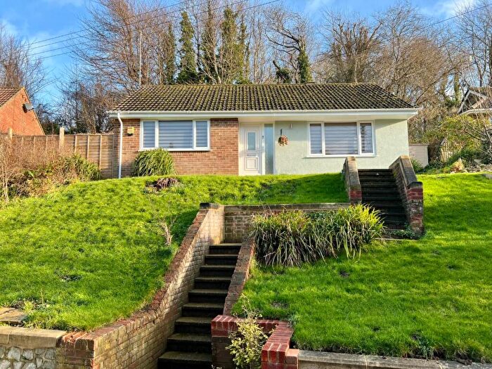 2 Bedroom Detached Bungalow For Sale In Seabrook Vale, Hythe, CT21