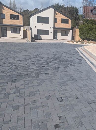 4 Bedroom Detached House For Sale In Cwrt Llechryd, Llechryd, NP22