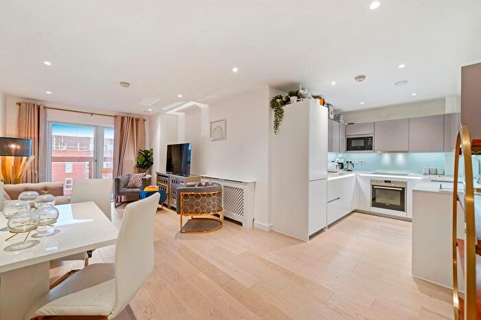 3 Bedroom Apartment For Sale In Wilkinson Close, London, NW2