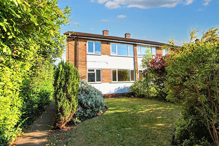 2 Bedroom Maisonette For Sale In Amberley Way, Sutton Coldfield, B74