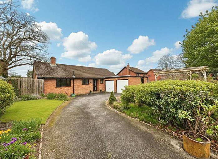 3 Bedroom Detached Bungalow For Sale In Down Lodge Close, Alderholt, SP6
