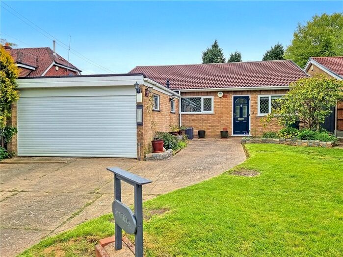 3 Bedroom Bungalow For Sale In Viewlands Avenue, Westerham, Kent, TN16