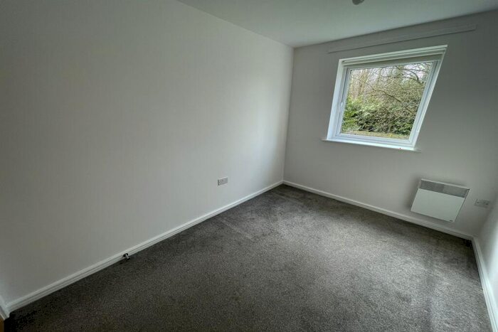 2 Bedroom Apartment To Rent In Edwin Court, Bridgewater Park, Eccles, M30