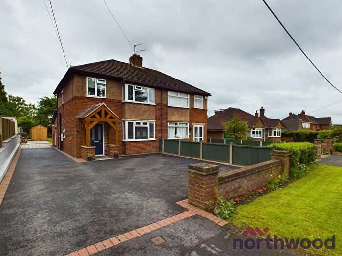 3 Bedroom Semi-Detached House For Sale In Alsager Road, Audley, ST7