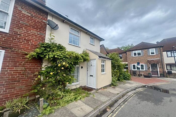 2 Bedroom Terraced House To Rent In Kings Terrace, Emsworth, PO10