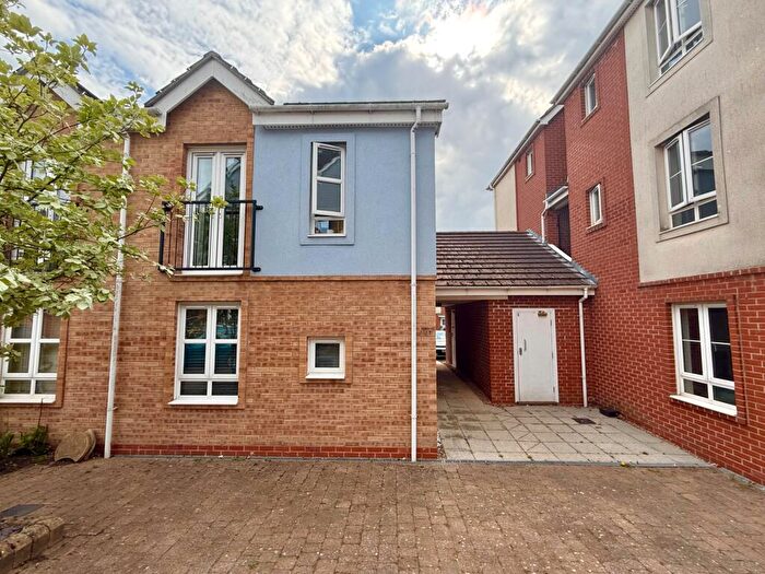 1 Bedroom Duplex For Sale In Pitcairn Avenue, Lincoln, LN2