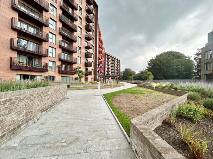 2 Bedroom Flat To Rent In Mill Wood, Maidstone, ME14