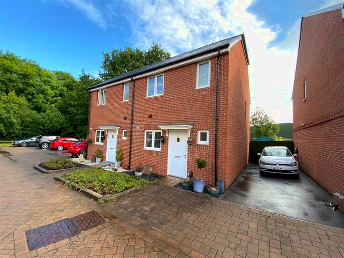 2 Bedroom Semi-Detached House To Rent In Redstart Croft, Bracknell, Berkshire, RG12