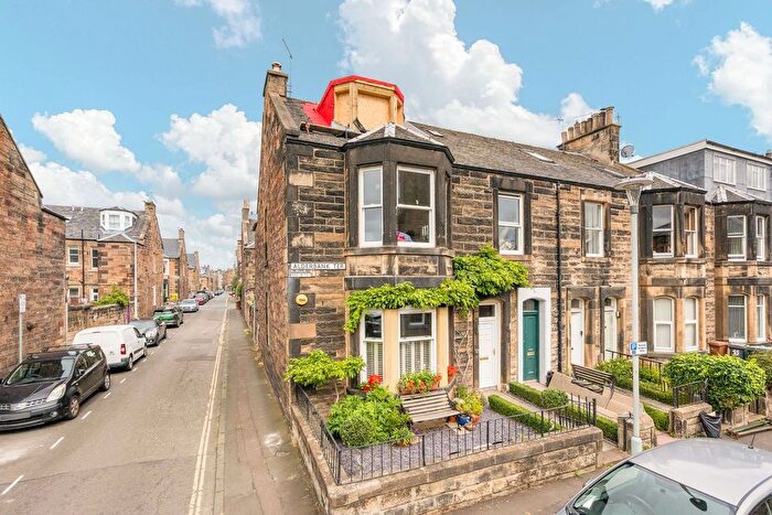 2 Bedroom Flat For Sale In Alderbank Terrace, Shandon, Edinburgh, EH11
