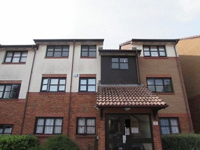 1 Bedroom Flat To Rent In Conifer Way, Wembley, HA0