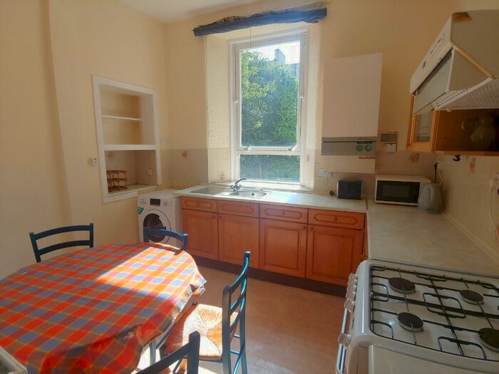 1 Bedroom Flat To Rent In Rodney Street, Canonmills, Edinburgh, EH7