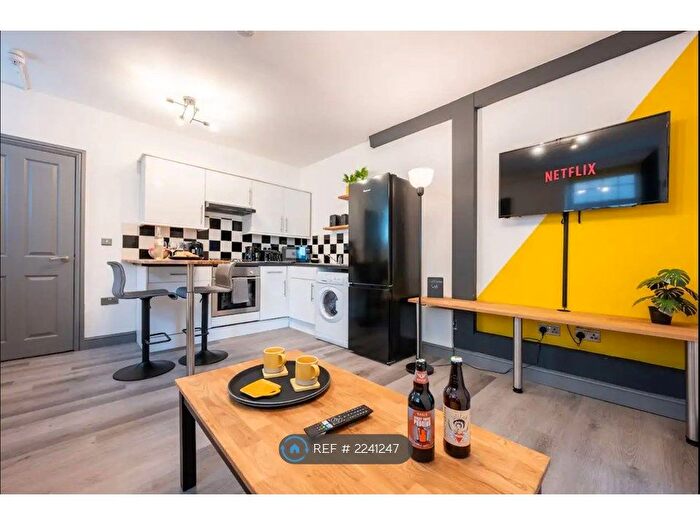 1 Bedroom Flat To Rent In Dalton Street, Cardiff, CF24