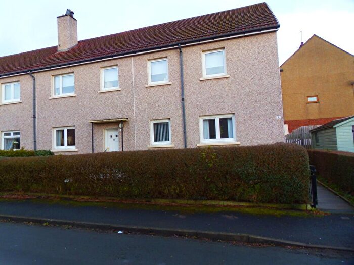 3 Bedroom Flat To Rent In Bankfoot Drive, Cardonald, Glasgow, G52