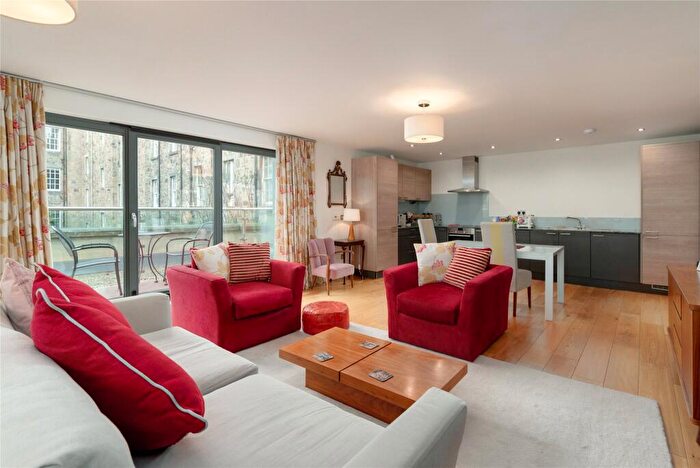 3 Bedroom Apartment For Sale In Northumberland Place Lane, Edinburgh, EH3