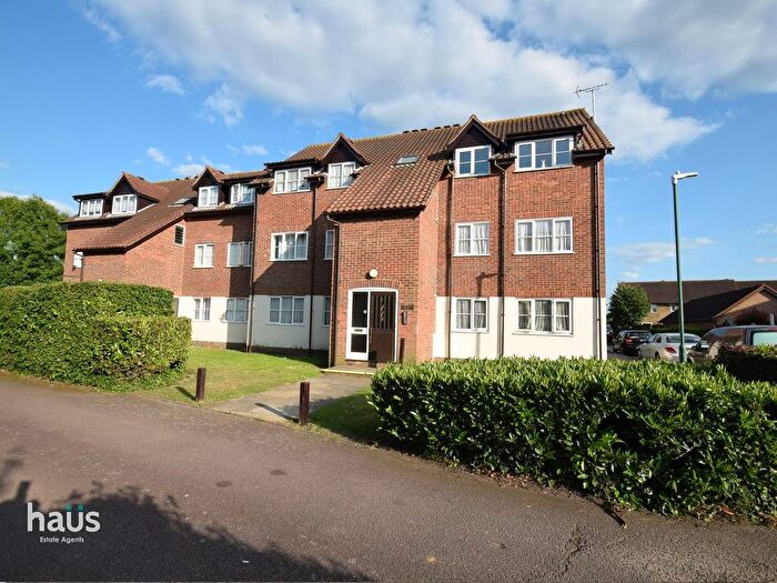 2 Bedroom Flat To Rent In Falcon Close, Dartford, DA1