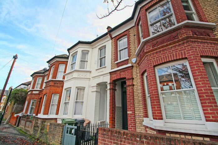3 Bedroom Terraced House To Rent In Kildoran Road, London, SW2