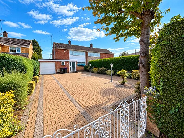 3 Bedroom Semi-Detached House For Sale In Mill Drove, Bourne, Lincolnshire, PE10