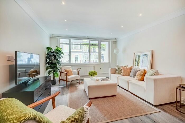 2 Bedroom Flat To Rent In Onslow Square, London, SW7