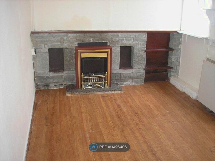 2 Bedroom Semi-Detached House To Rent In Harbour View, Porthleven, Helston, TR13