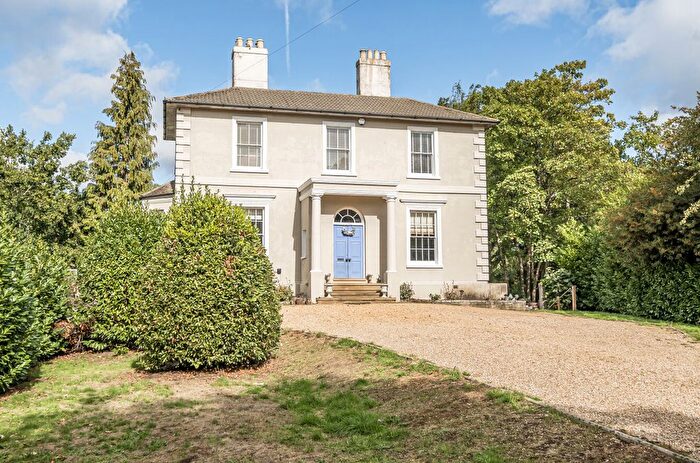 6 Bedroom Detached House For Sale In Shawfield Lane, Ash, Aldershot, Surrey, GU12