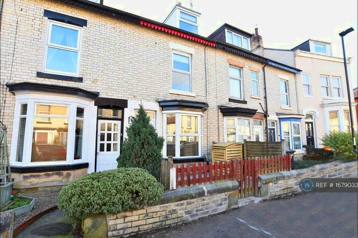 2 Bedroom Terraced House To Rent In Chatsworth Place, Harrogate, HG1