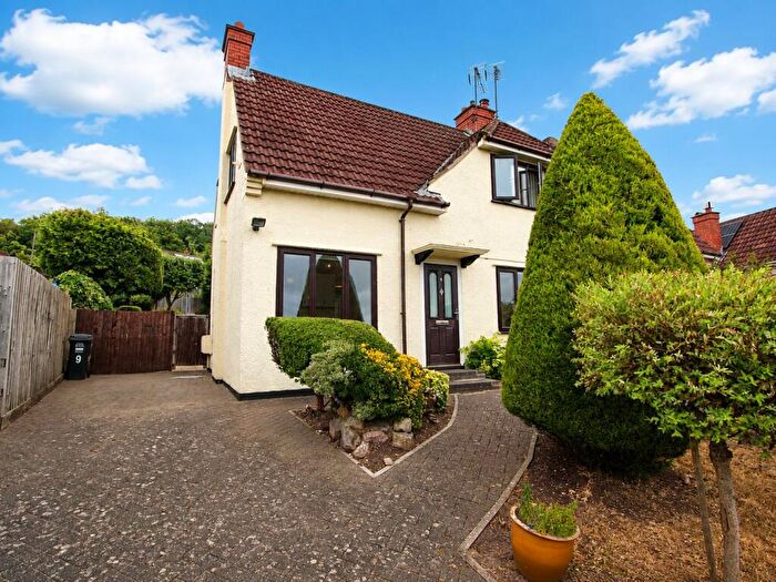 3 Bedroom Semi-Detached House For Sale In South Hill, Winscombe, BS25