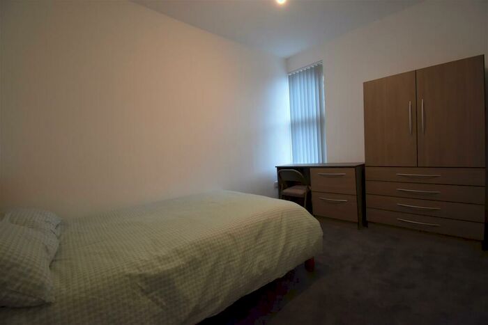 5 Bedroom Terraced House To Rent In Raddlebarn Road Selly Oak, B29