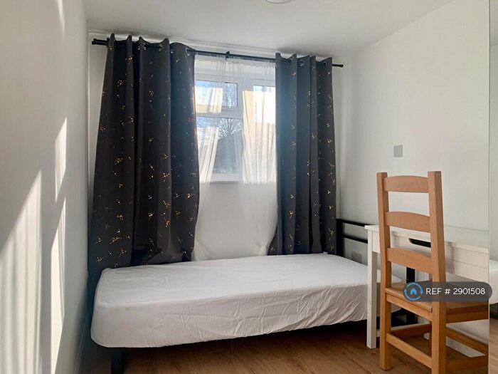 1 Bedroom Maisonette To Rent In Tiverton Way, Cambridge, CB1