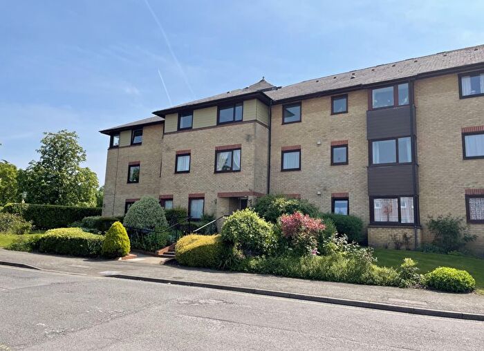 1 Bedroom Property For Sale In Hertford Mews, Billy Lows Lane, Potters Bar, EN6