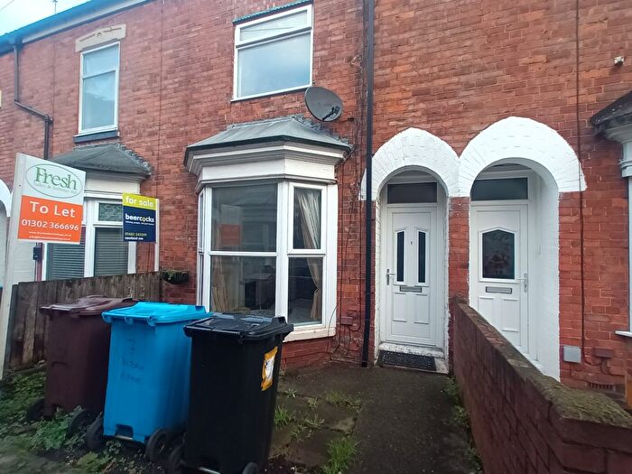 2 Bedroom Terraced House To Rent In Mayfield Street, Hull, HU3