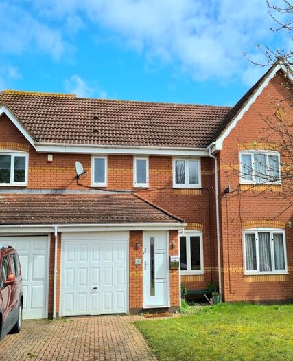 3 Bedroom Property To Rent In Sandhurst Close, Northampton, NN4