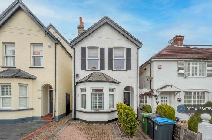 1 Bedroom Flat To Rent In Douglas Road, Surbiton, KT6