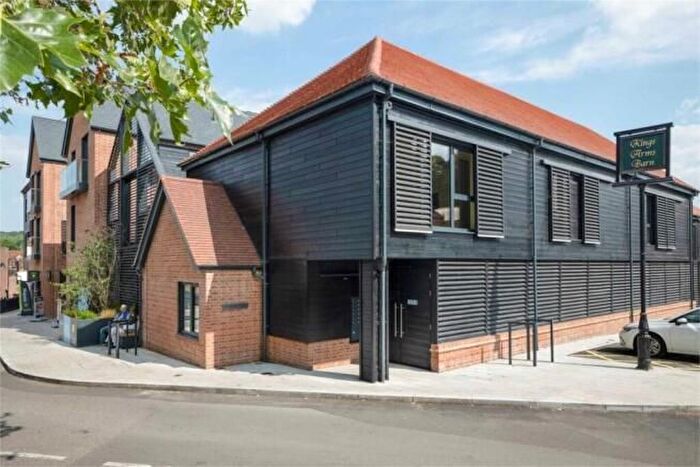 2 Bedroom Flat To Rent In Gardiner Place, Henley-On-Thames, Oxfordshire, RG9