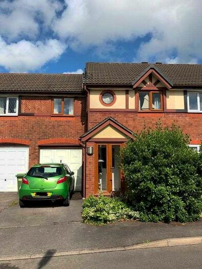 3 Bedroom Semi-Detached House To Rent In Llwyn Onn, Tylagarw, Pontyclun, CF72