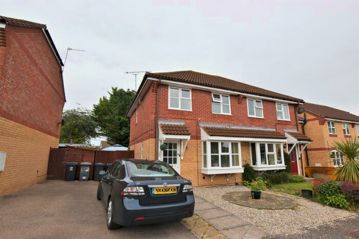 3 Bedroom Semi-Detached House To Rent In The Meadows, Bishops Stortford, CM23