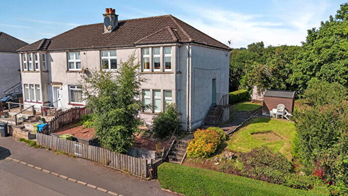 2 Bedroom Apartment For Sale In Commercial Road, Barrhead, Glasgow, East Renfrewshire, G78