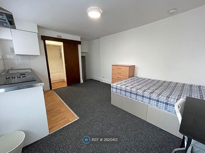 Studio To Rent In Terminus Terrace, Southampton, SO14