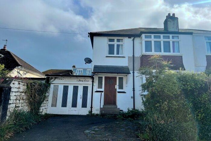 3 Bedroom Property To Rent In Priory Drive, Totnes, TQ9