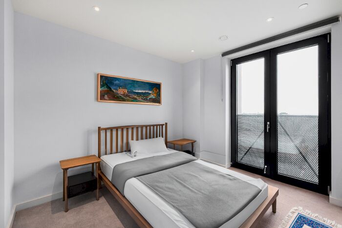 4 Bedroom Semi-Detached House To Rent In Rose Bank, Sutton Coldfield, West Midlands, B74