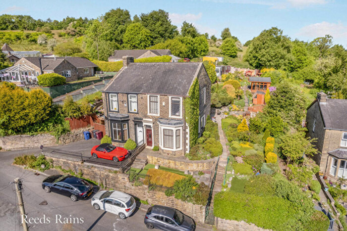 3 Bedroom Semi-Detached House For Sale In Moseley Road, Burnley, Lancashire, BB11