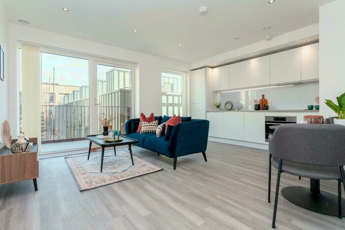 1 Bedroom Flat To Rent In Thames Road, London, E16