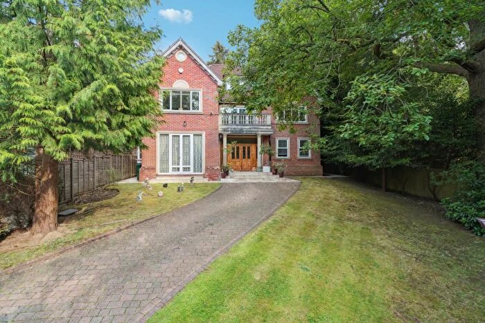 7 Bedroom Detached House To Rent In Sandy Lane, Northwood, HA6
