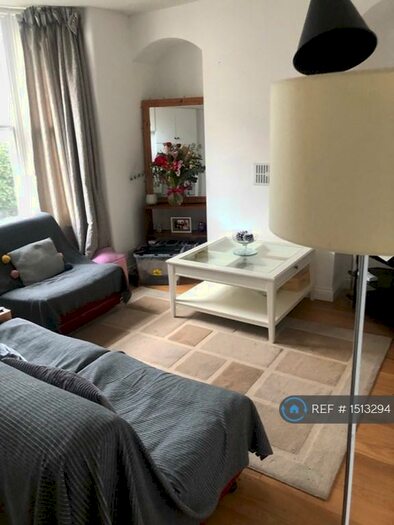 2 Bedroom Terraced House To Rent In South Terrace, Whitnash, Leamington Spa, CV31