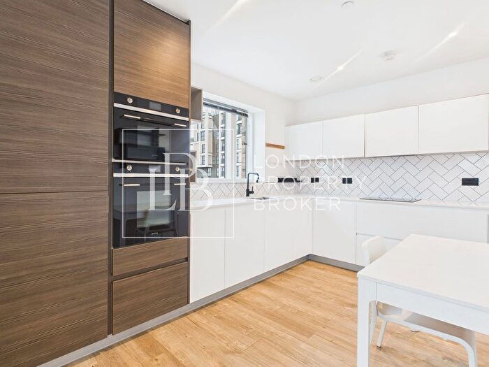 3 Bedroom Flat To Rent In Loder House, Kidbrooke Village, SE3