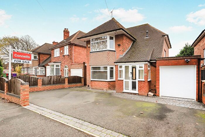 3 Bedroom Detached House For Sale In Cumberland Road, Bilston, WV14