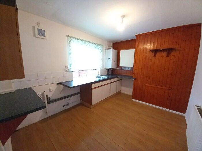 3 Bedroom End Of Terrace House For Sale In Bangor, Gwynedd, LL57