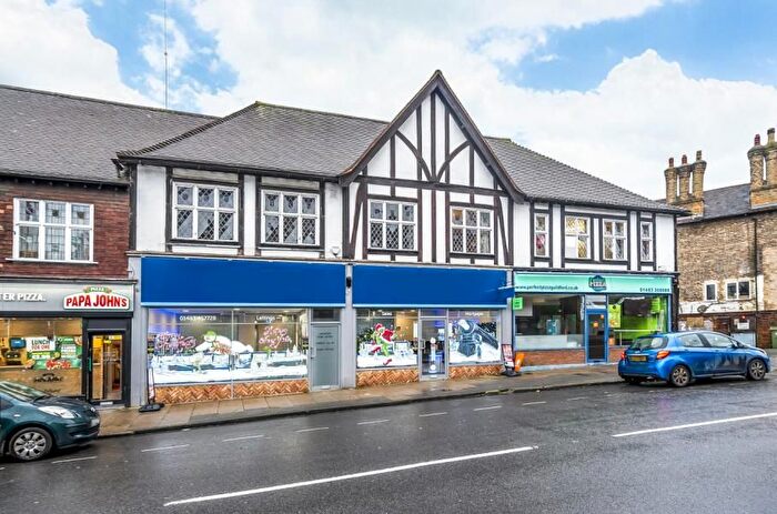 2 Bedroom Flat To Rent In Epsom Road, Guildford, GU1