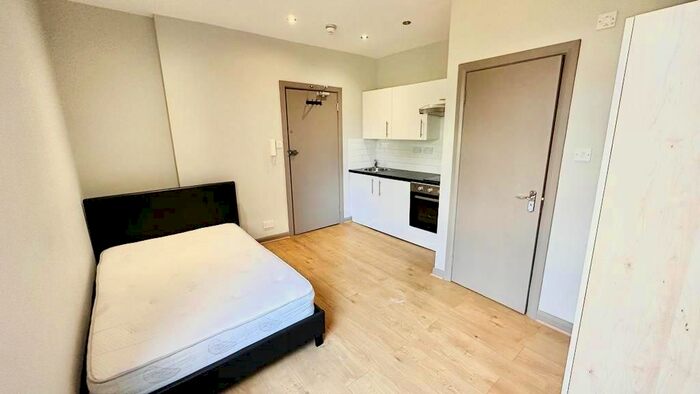 Studio To Rent In Hillfield Road, London, NW6
