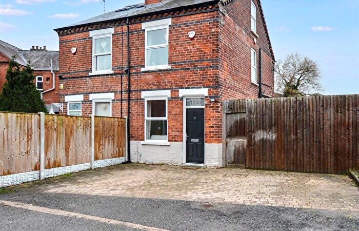 3 Bedroom Semi Detached House For Sale In Derby Road, Sandiacre, Nottingham, NG10