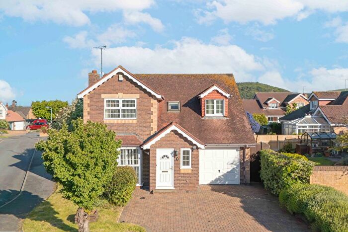 4 Bedroom Detached House For Sale In Parc Glan Aber, Abergele, LL22